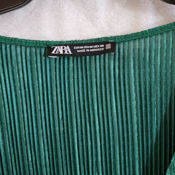 Zara pants [small] and top [Medium] - Picture 2 of 4